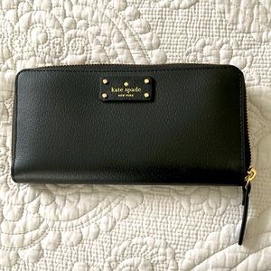 Kate Spade Black Leather Grove Street Wallet NEW